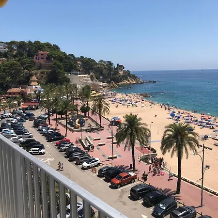 Ar Family Calafats شقة